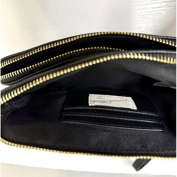 Universal Thread Double Zip Black Wristlet Clutch Wallet NWOT - Picture 6 of 6